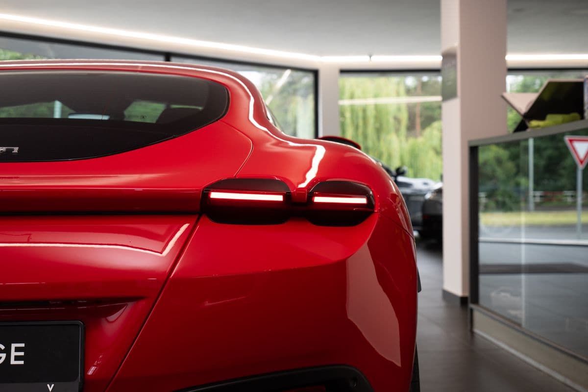 2024 Ferrari ROMA - 18