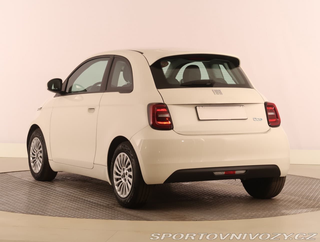 2023 Fiat 500 - 7