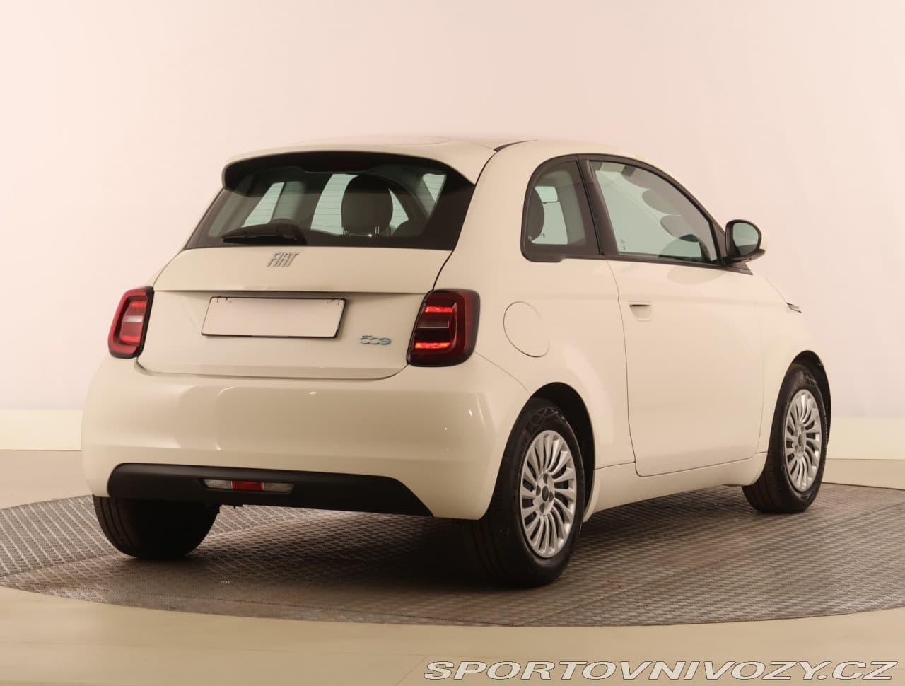 2023 Fiat 500 - 9
