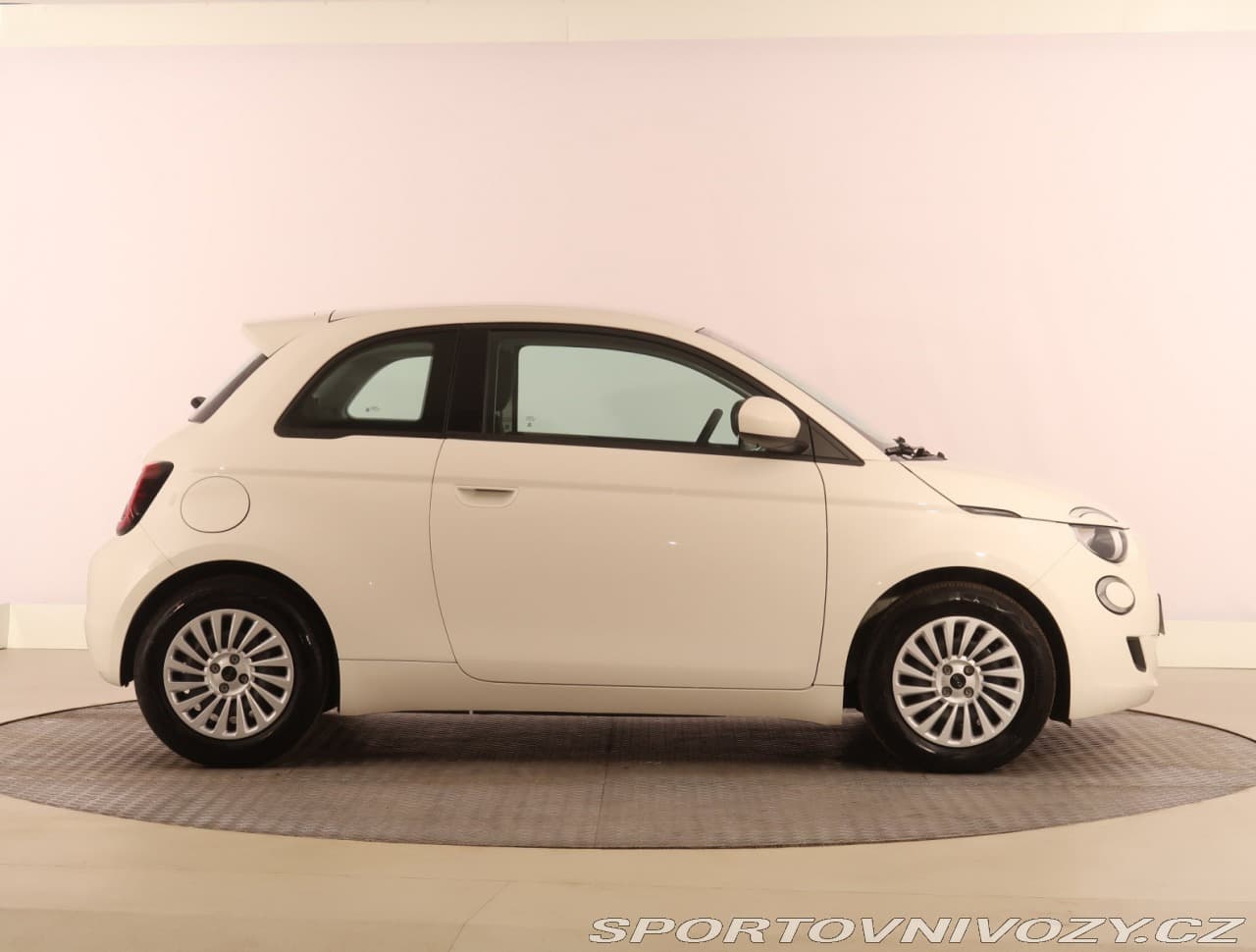 2023 Fiat 500 - 11