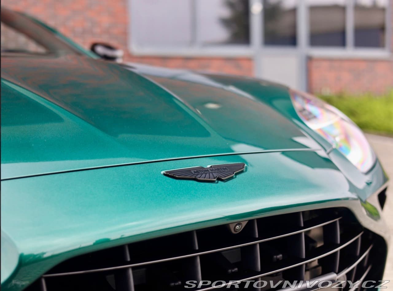 2025 Aston Martin V8 - 6