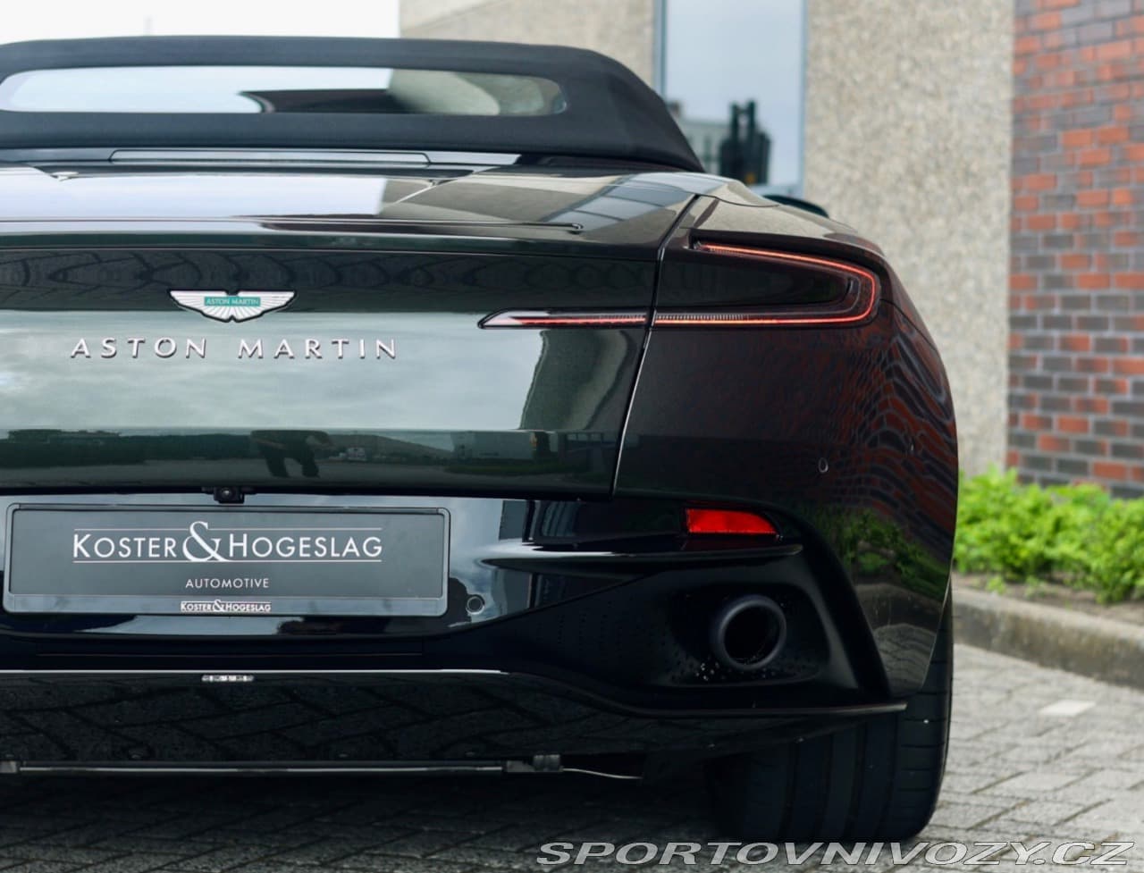2024 Aston Martin DB12 - 10