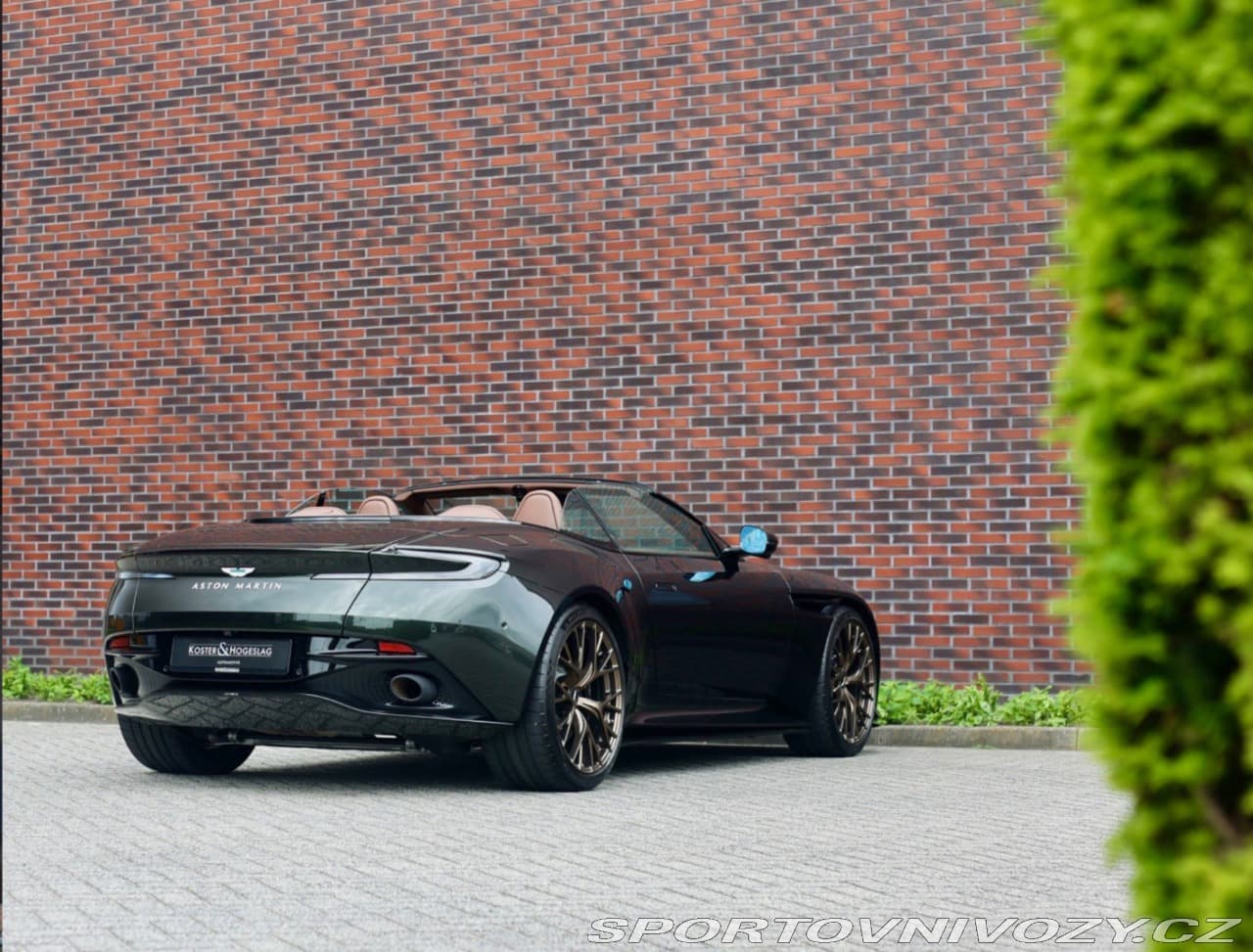 2024 Aston Martin DB12 - 14