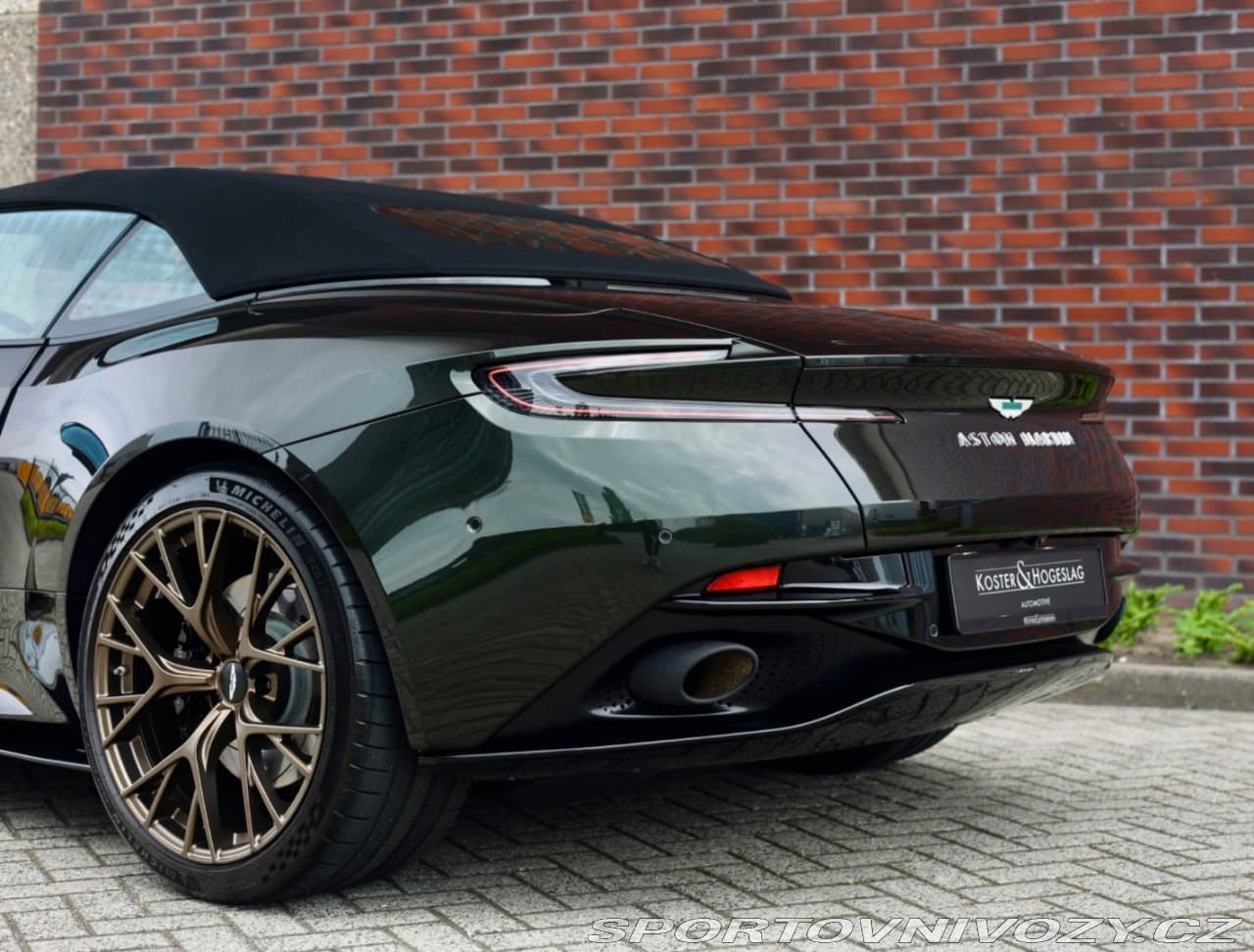 2024 Aston Martin DB12 - 20