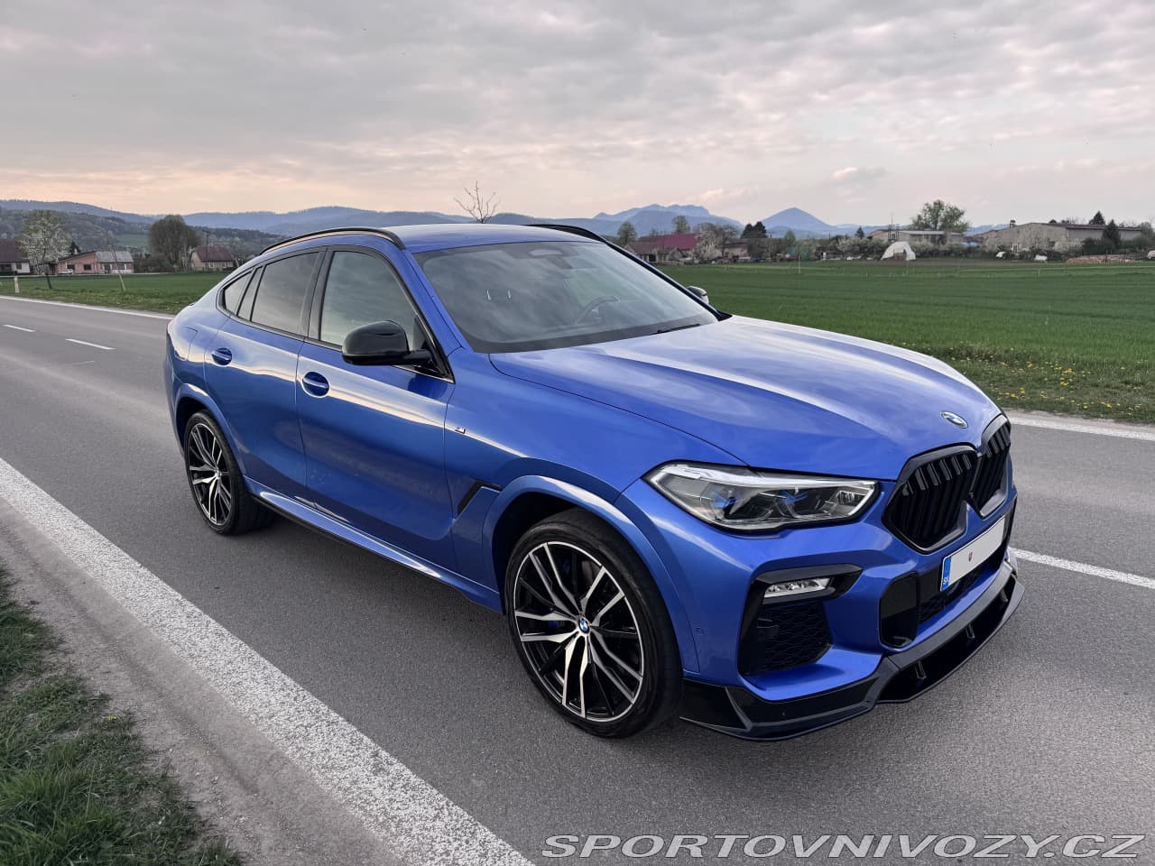 2020 BMW X6 - 2