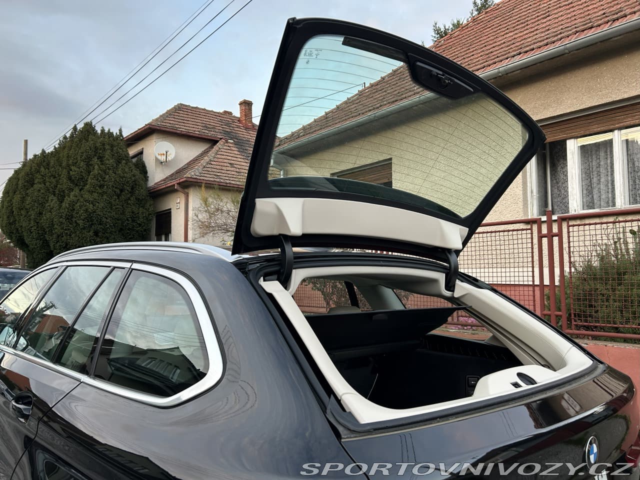 2023 BMW 5-SERIES - 11