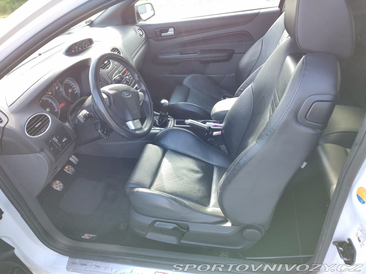 2007 Ford FOCUS - 4