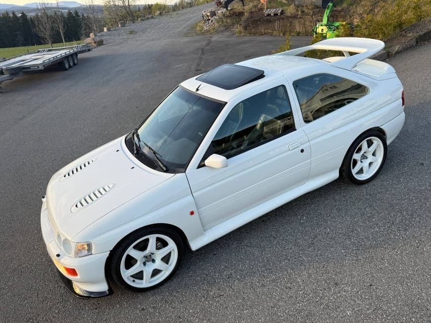 1992 Ford ESCORT - 10