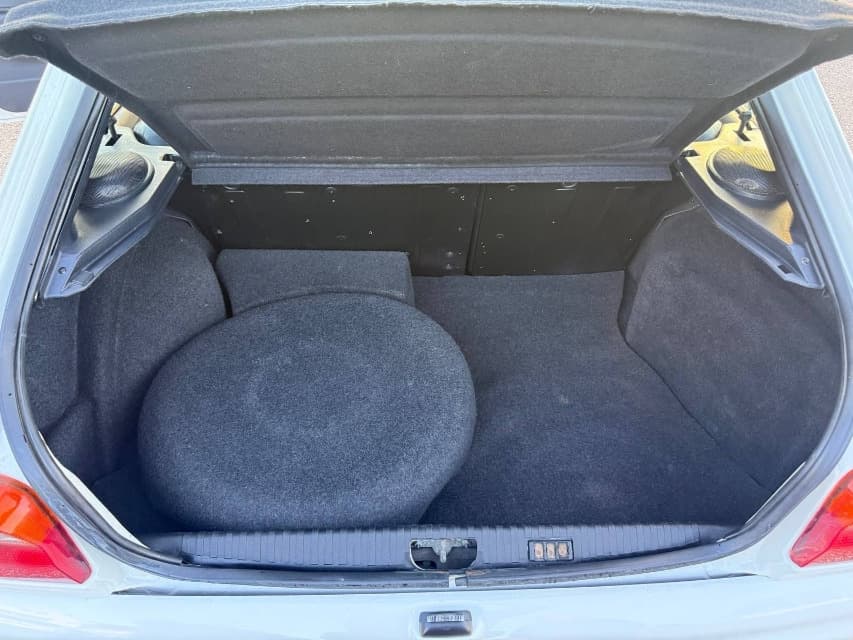 1992 Ford ESCORT - 18