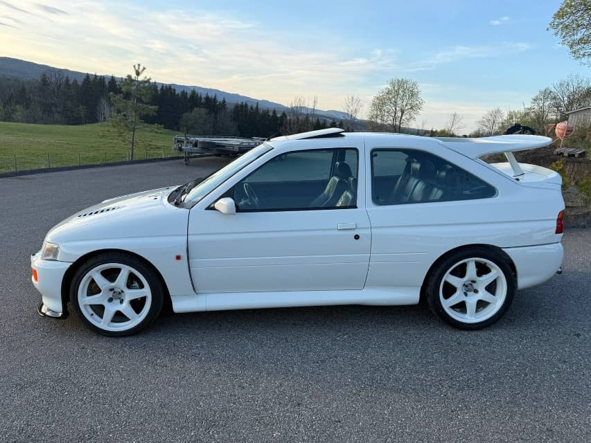 1992 Ford ESCORT - 5