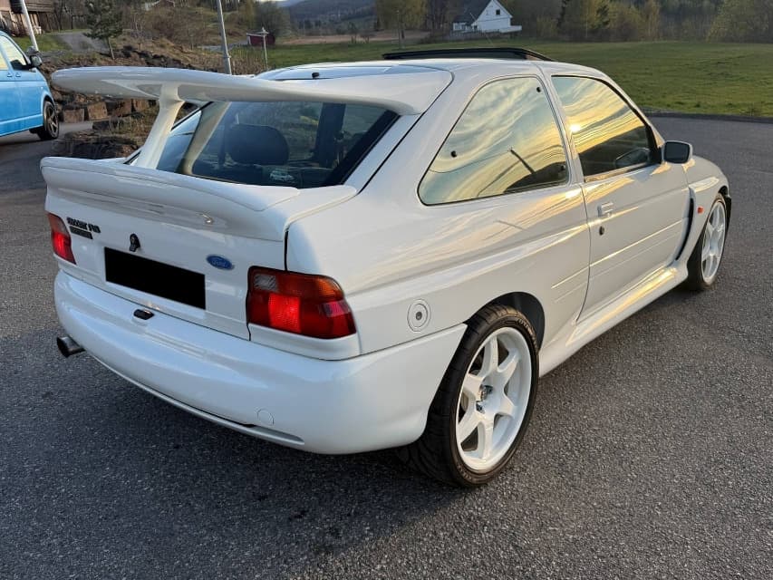 1992 Ford ESCORT - 6