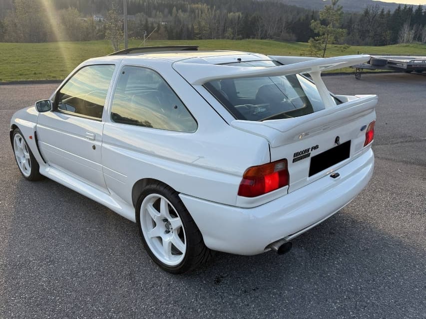1992 Ford ESCORT - 7