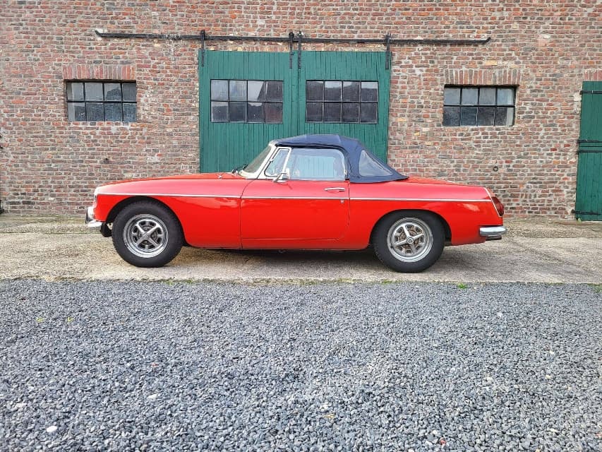 1973 MG MGB - 2