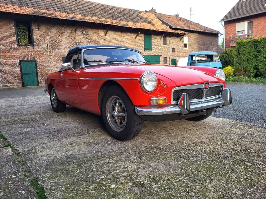 1973 MG MGB - 8