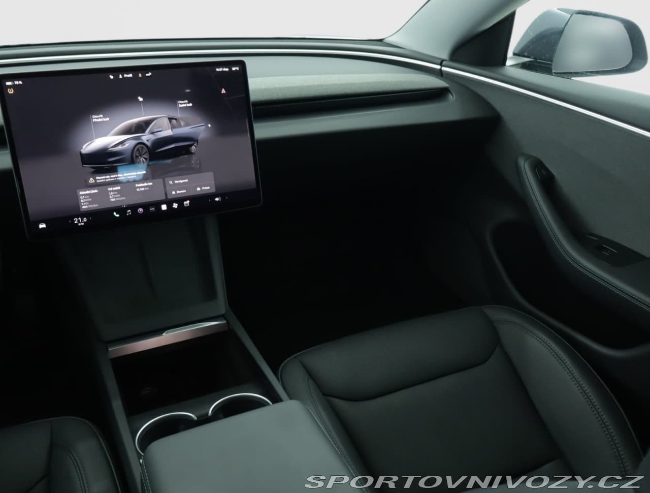 2025 Tesla MODEL 3 - 8