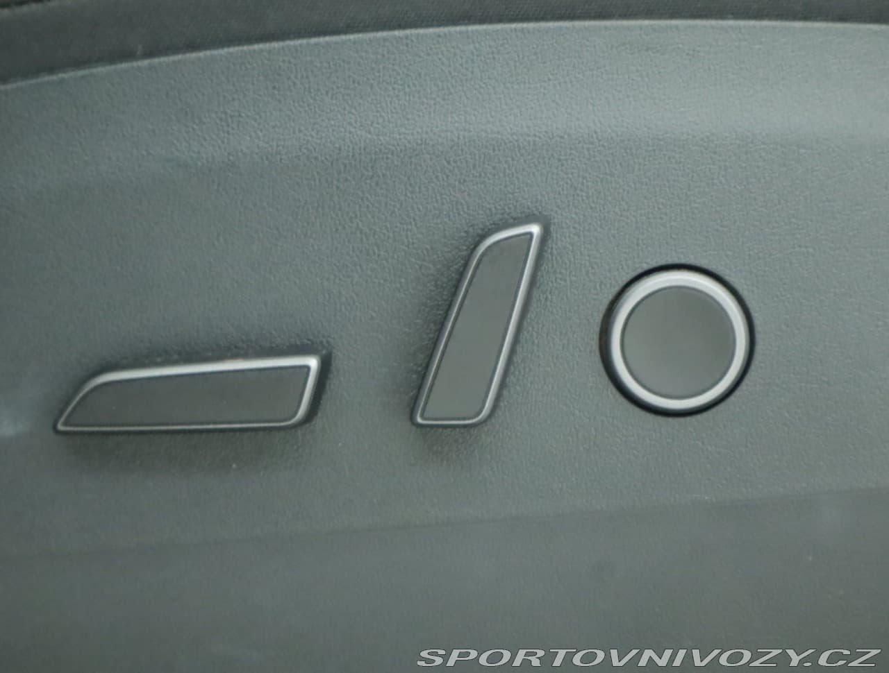 2022 Tesla MODEL Y - 19