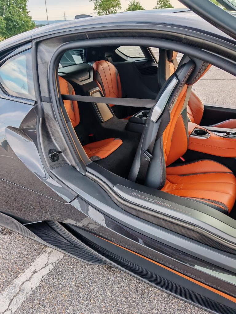 2019 BMW i8 - 5