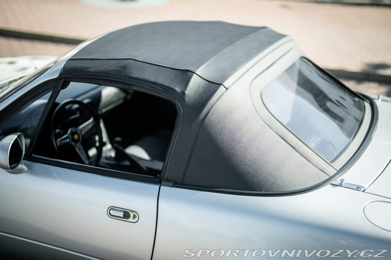 1994 Mazda MX-5 - 35