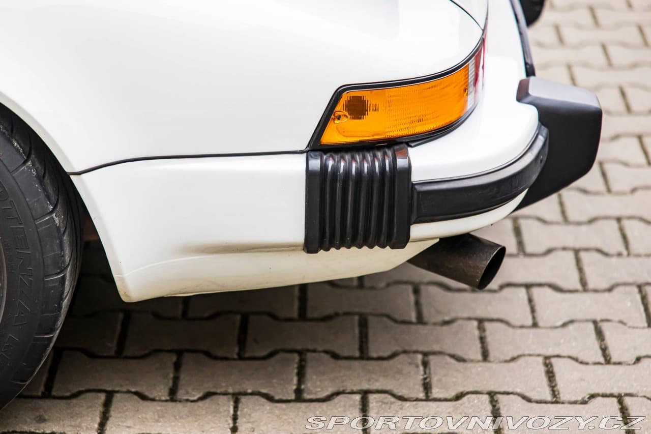 1987 Porsche 911 - 17