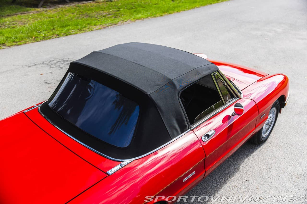 1986 Alfa Romeo SPIDER - 14