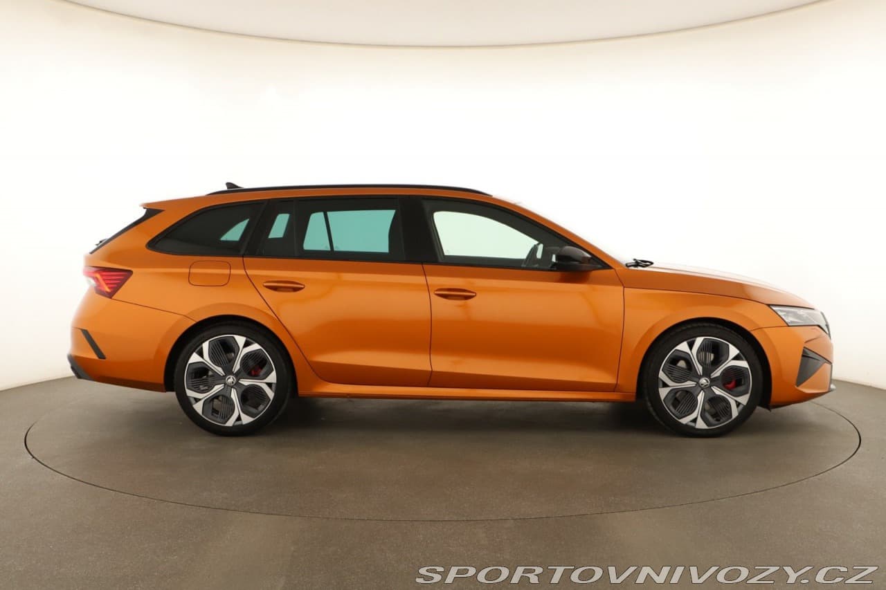 2025 Škoda OCTAVIA - 11