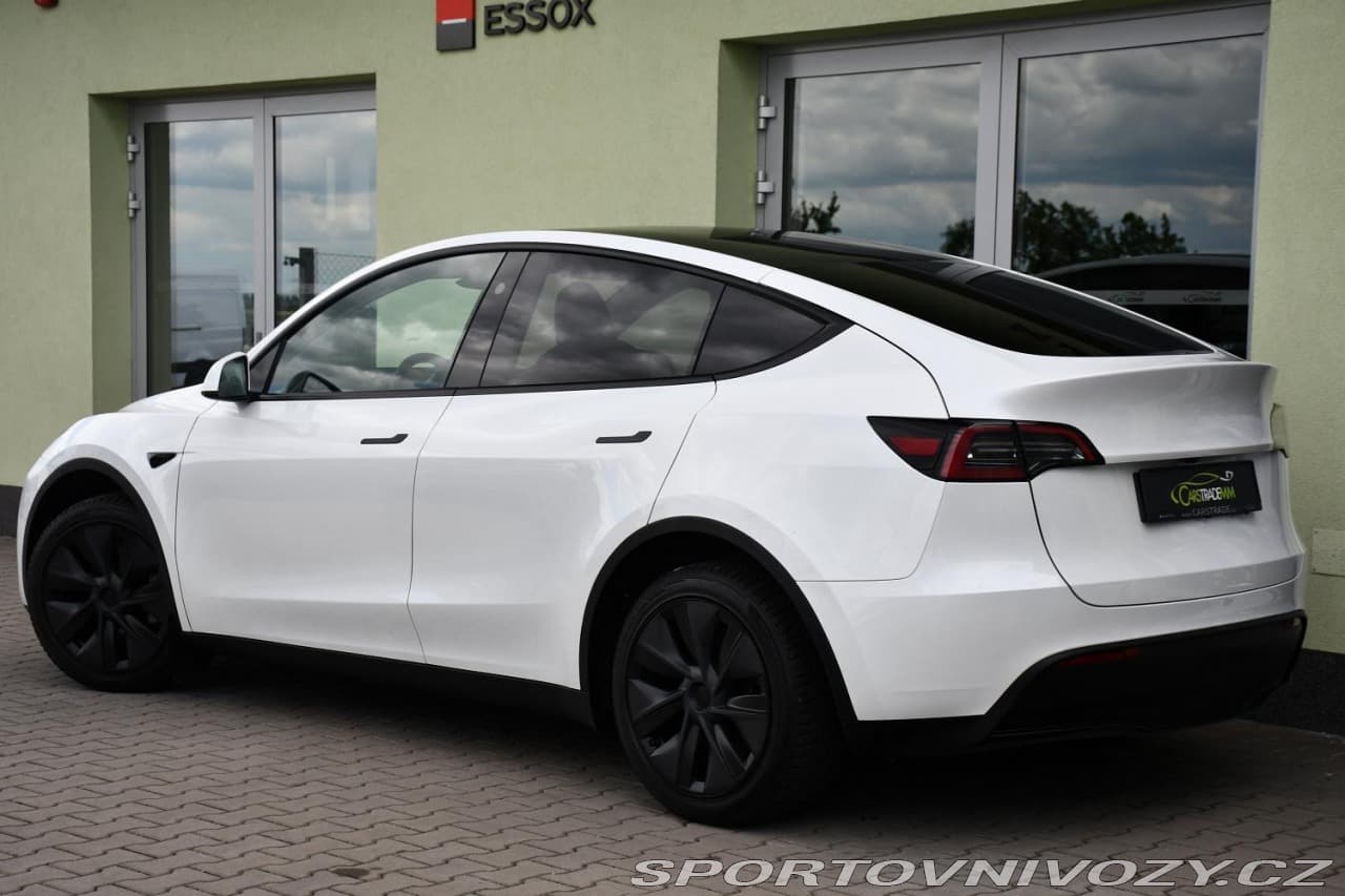 2024 Tesla MODEL Y - 3