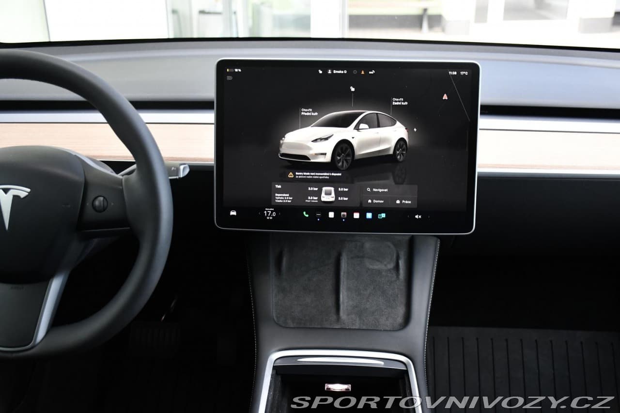 2024 Tesla MODEL Y - 7