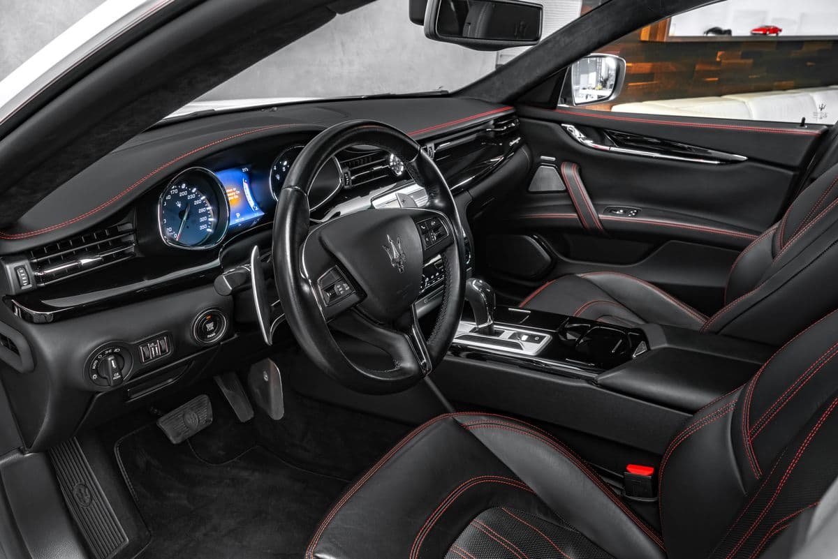 2017 Maserati QUATTROPORTE - 23