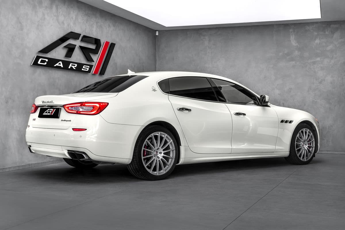 2017 Maserati QUATTROPORTE - 9