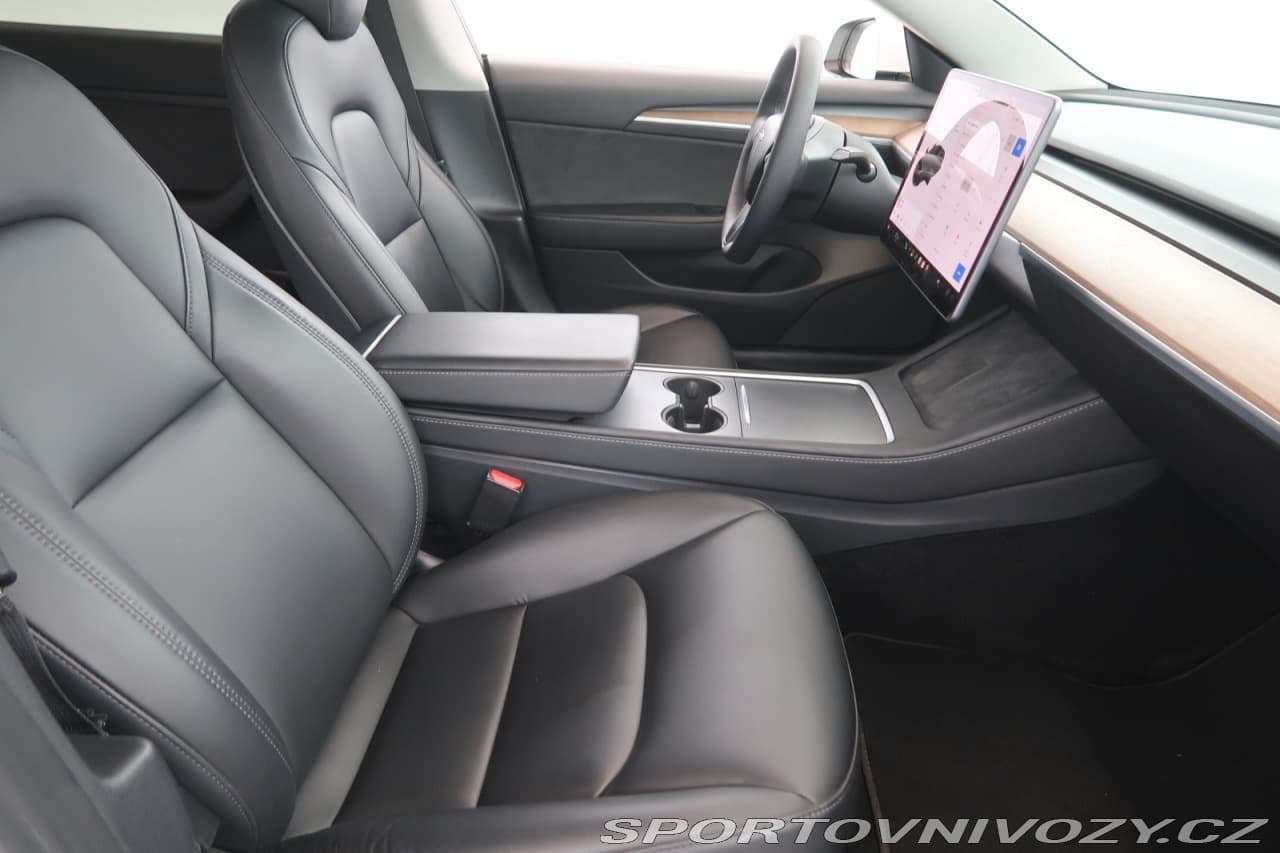 2021 Tesla MODEL 3 - 9