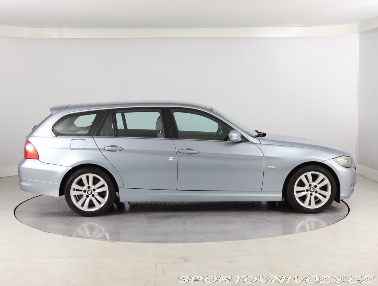 2011 BMW 3-SERIES - 6