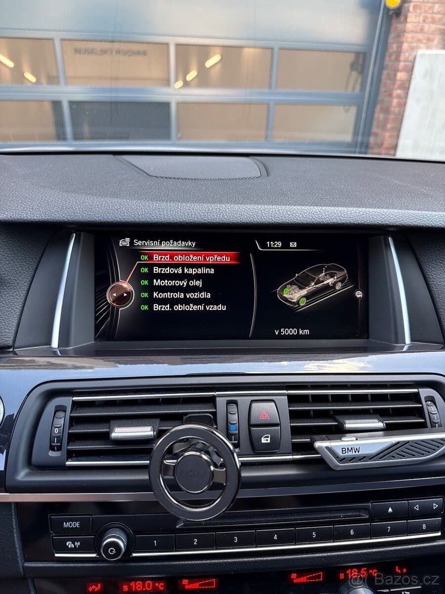 2016 BMW 5-SERIES - 31