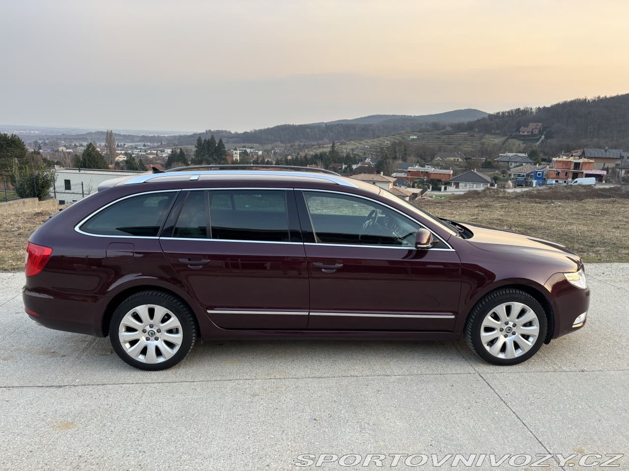 2010 Škoda SUPERB - 9