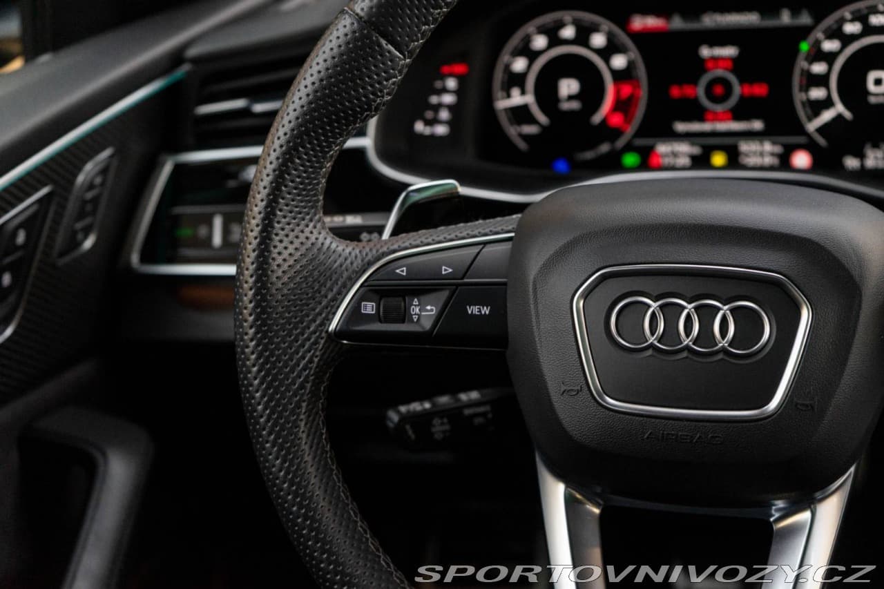 2022 Audi RS Q8 - 21