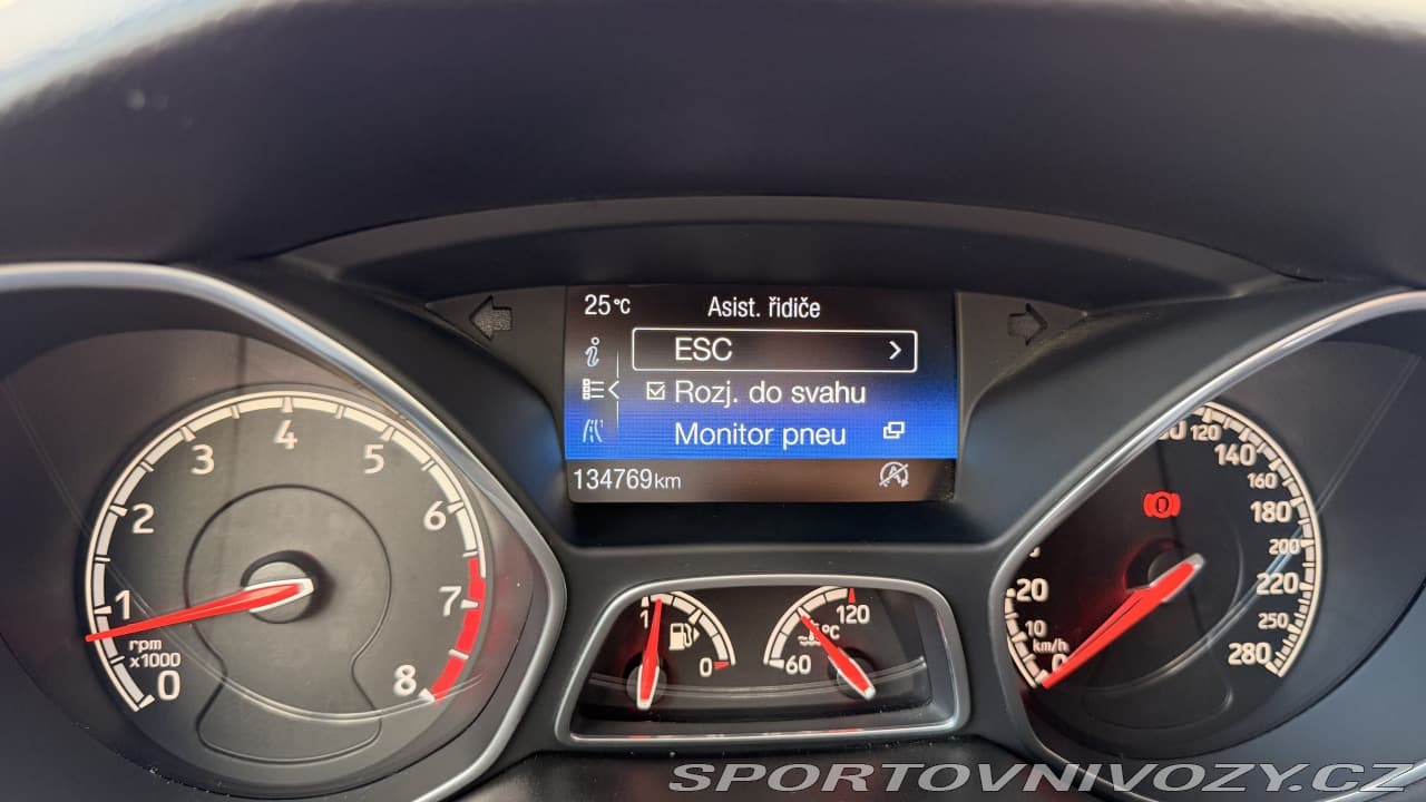 2016 Ford FOCUS - 13