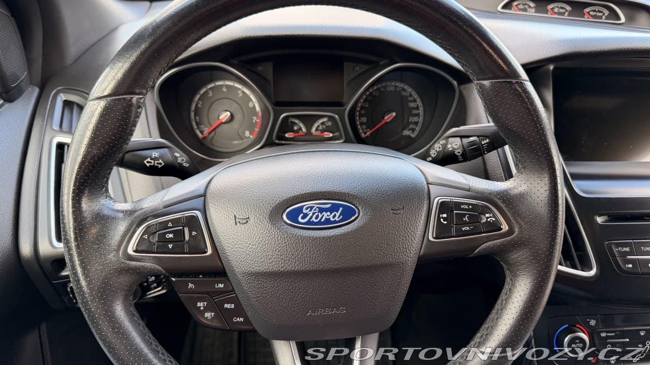 2016 Ford FOCUS - 8
