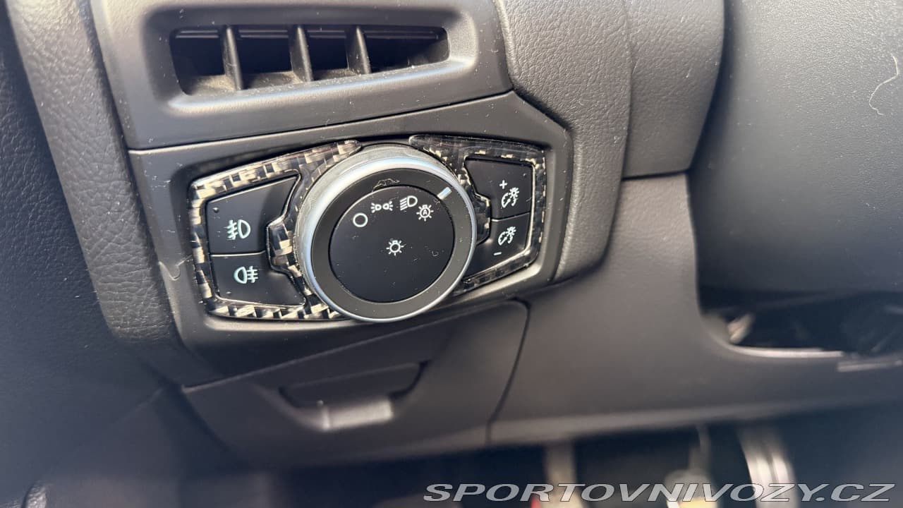 2016 Ford FOCUS - 9