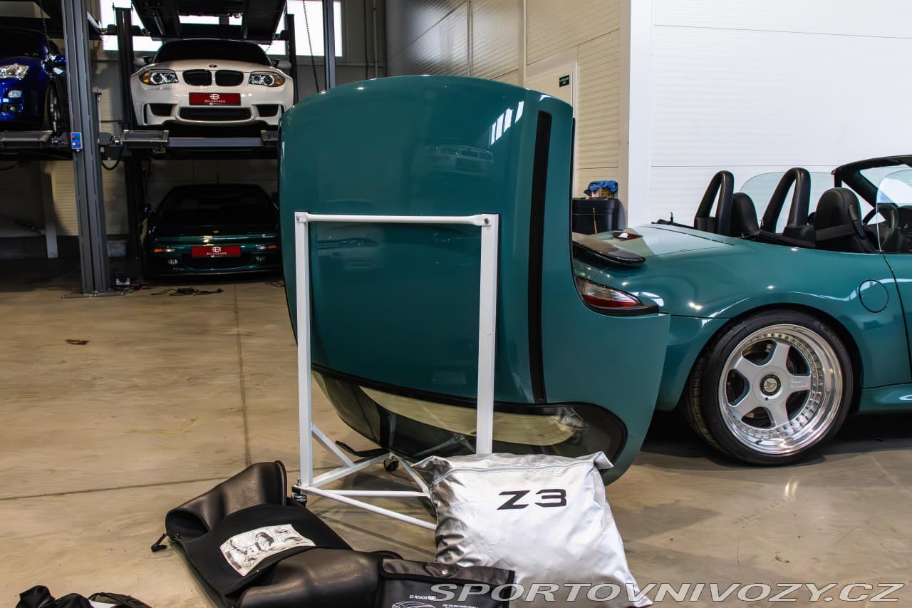 1998 BMW Z3 - 10