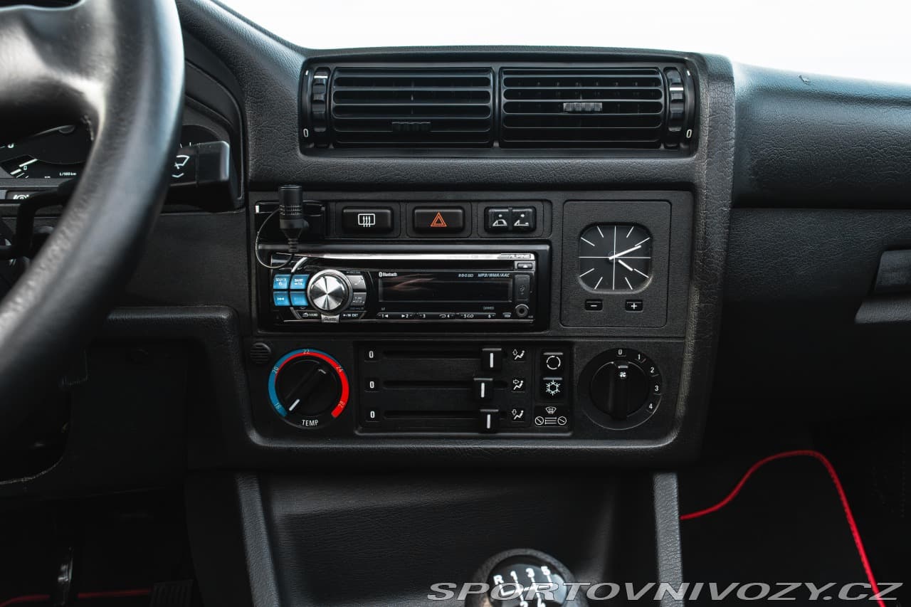 1991 BMW 3-SERIES - 10
