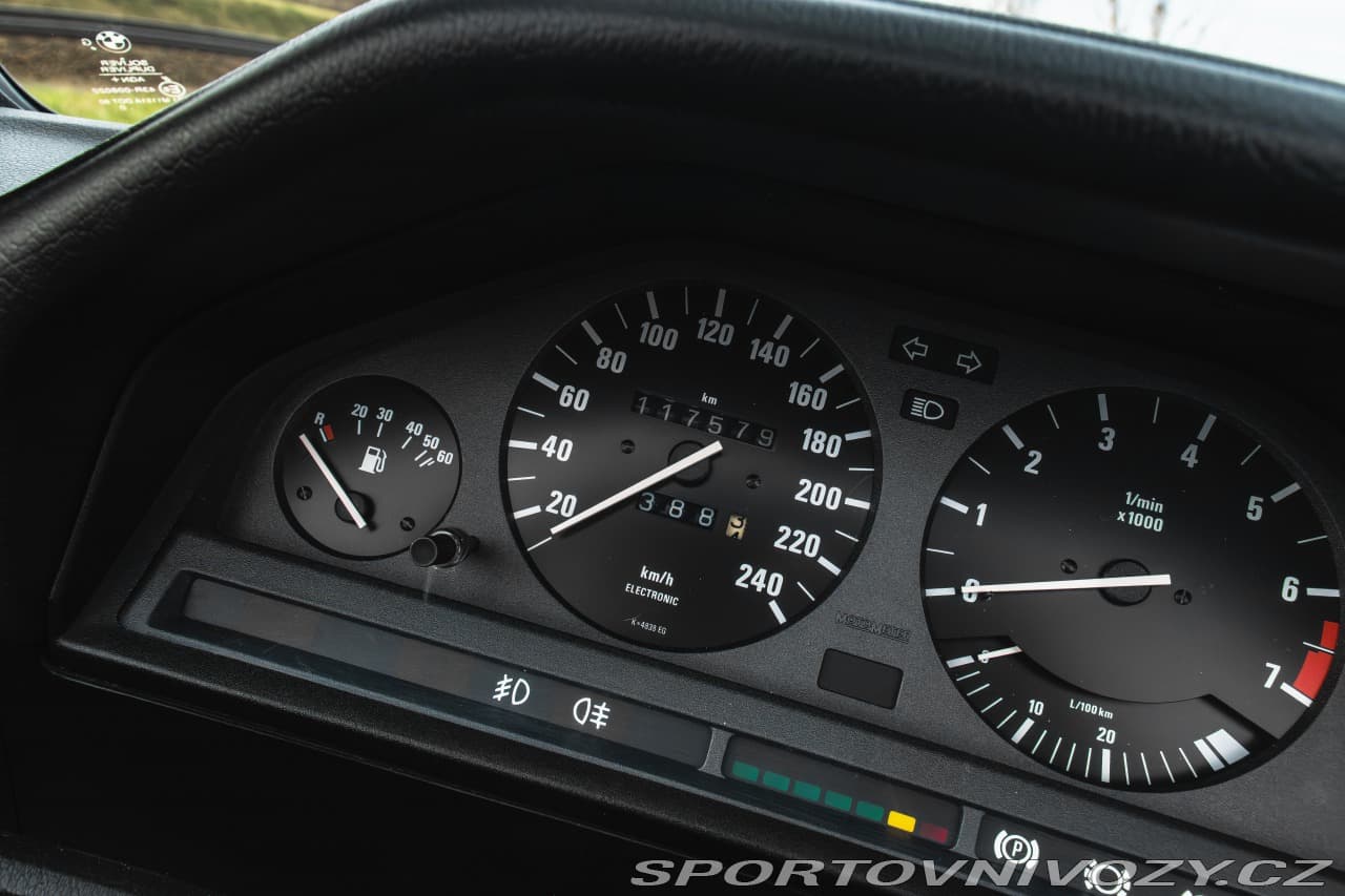 1991 BMW 3-SERIES - 9