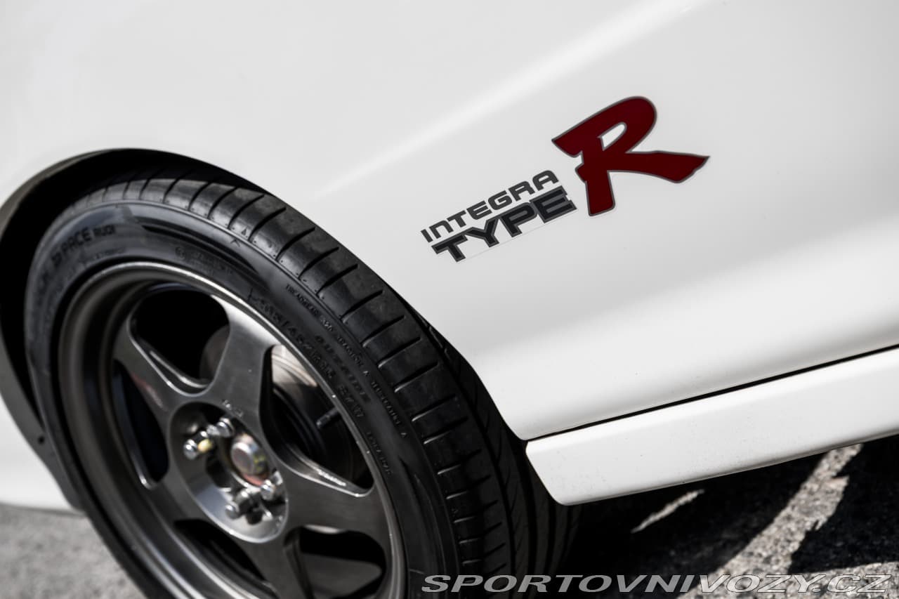 1996 Honda INTEGRA - 7