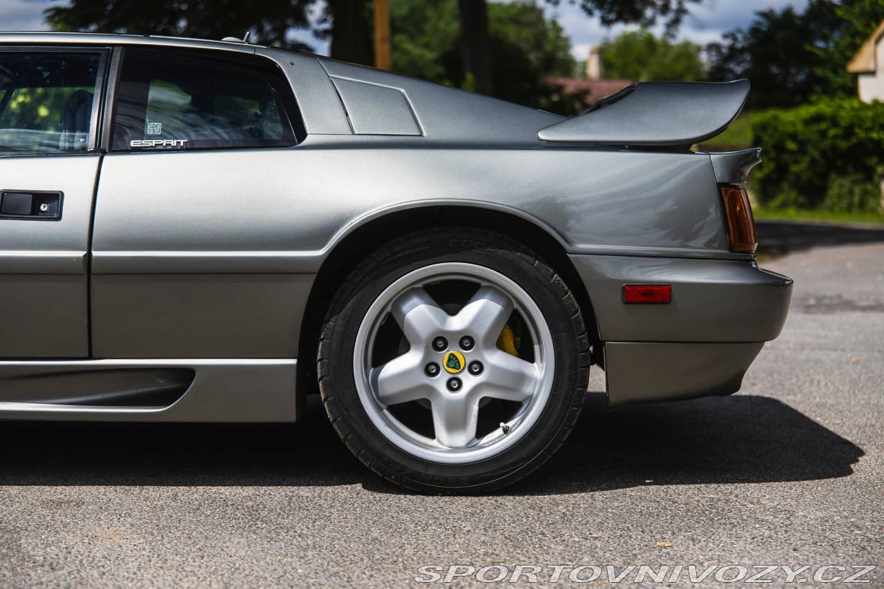 1991 Lotus ESPRIT - 52