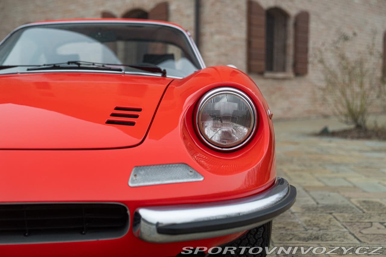 1971 Ferrari DINO - 34