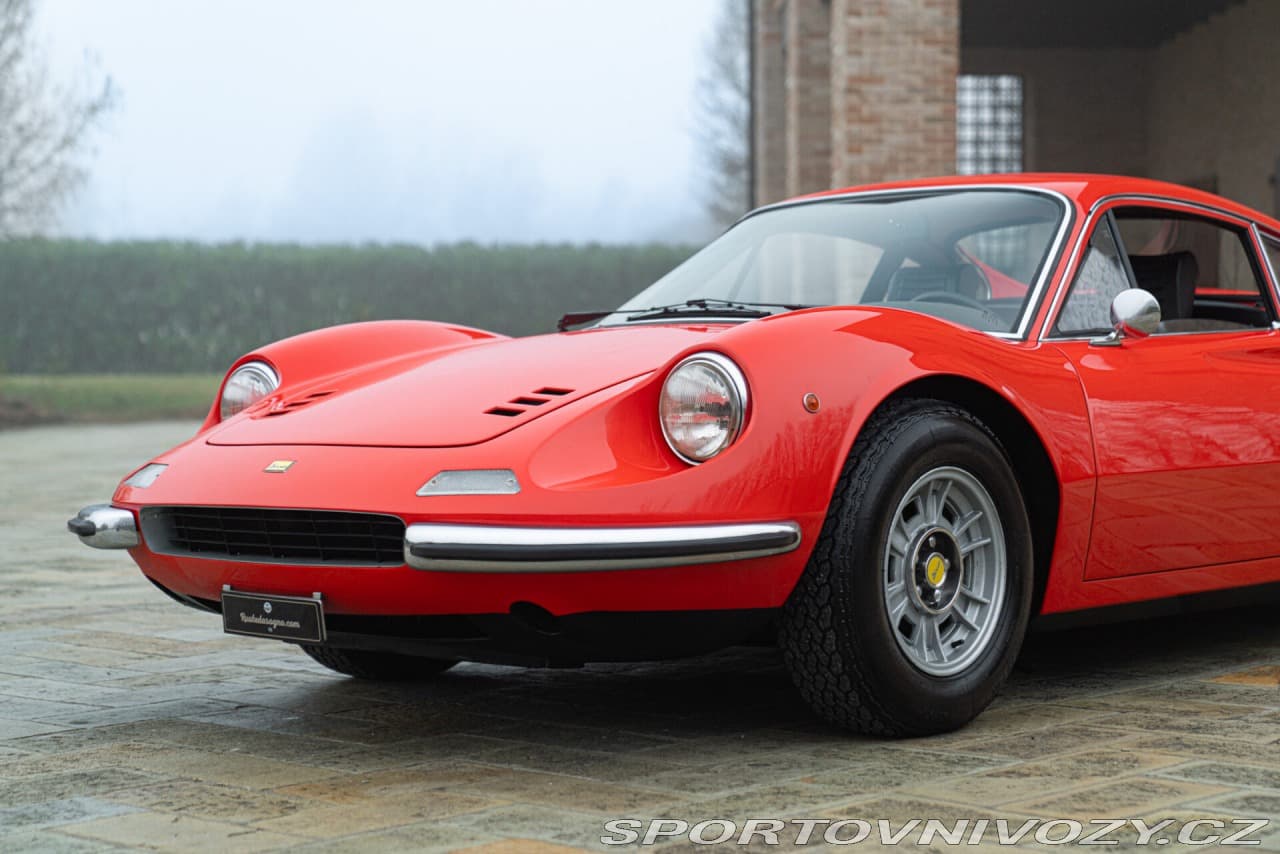 1971 Ferrari DINO - 37