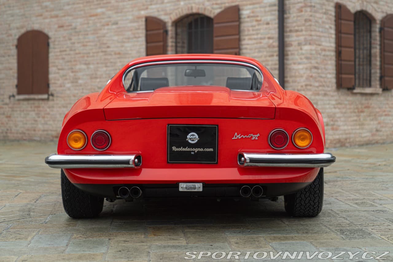 1971 Ferrari DINO - 25