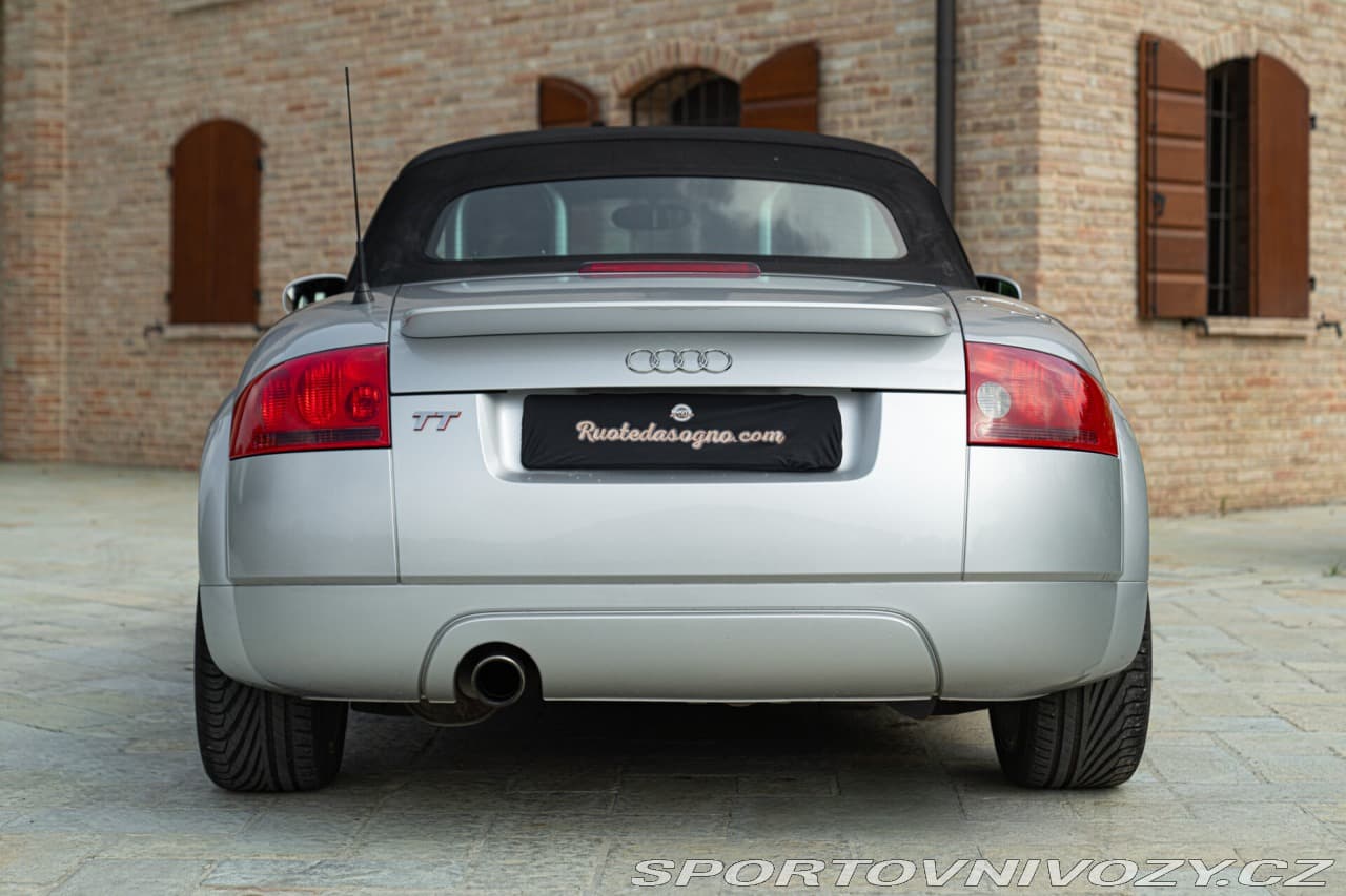 2003 Audi TT - 15