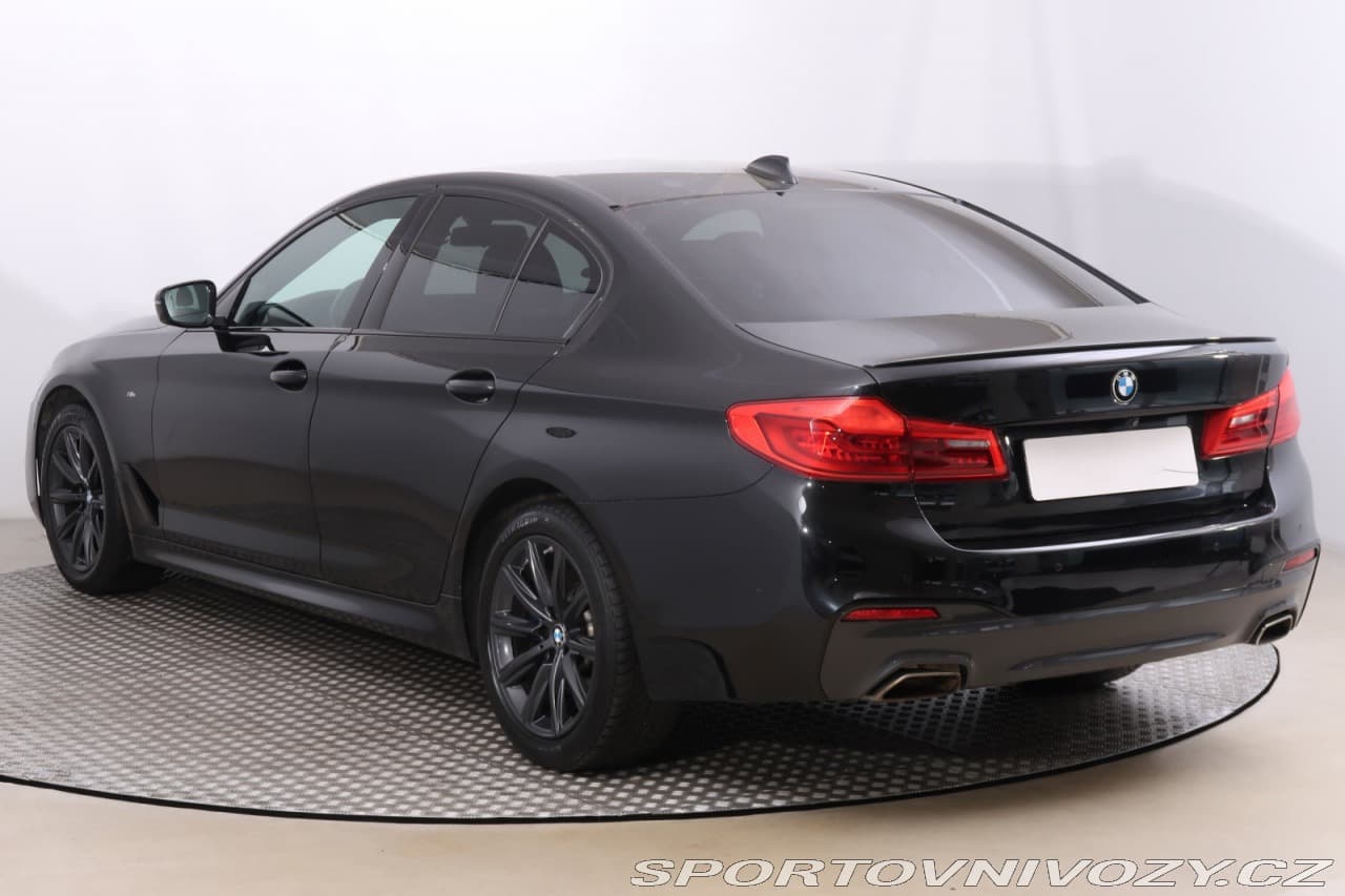 2019 BMW 5-SERIES - 4