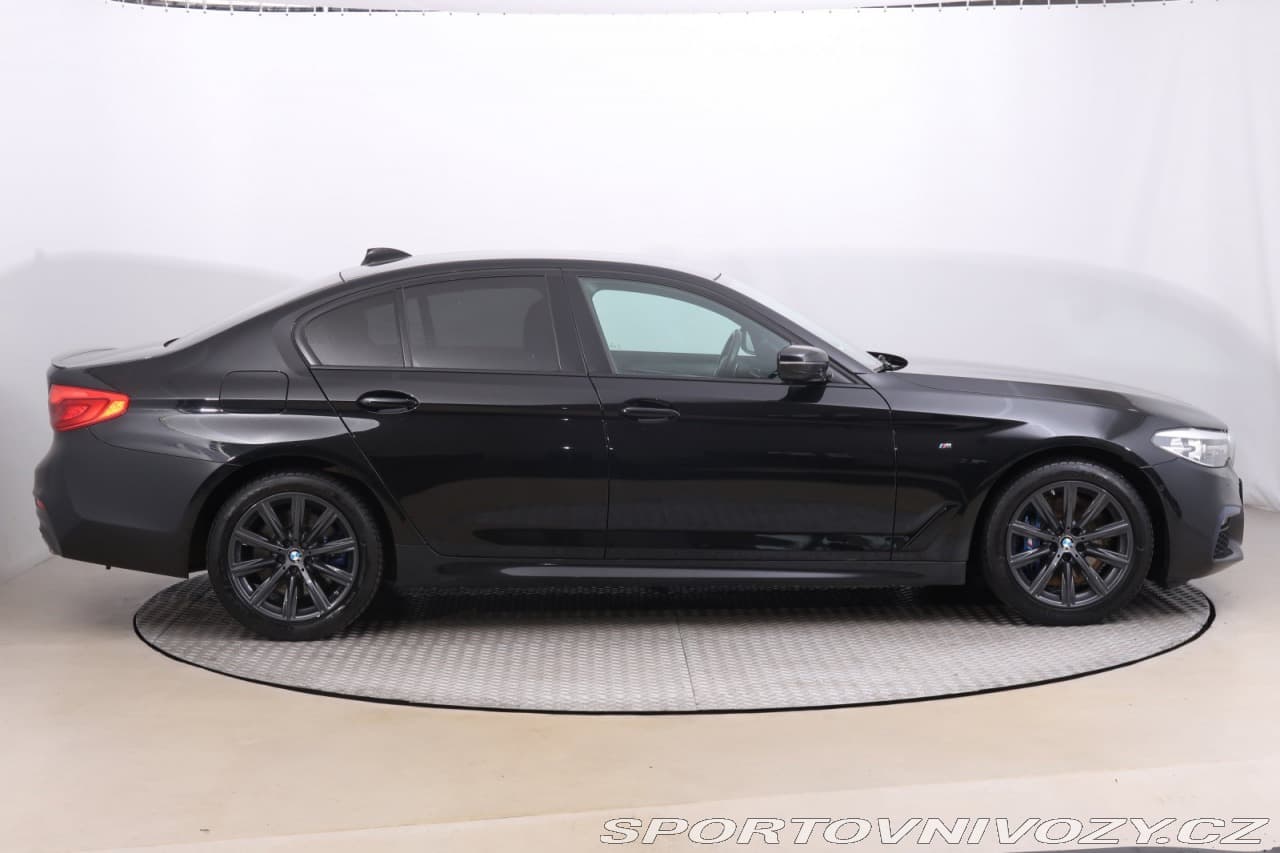 2019 BMW 5-SERIES - 6