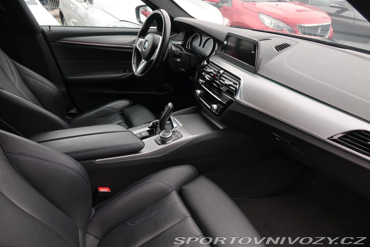 2019 BMW 5-SERIES - 9