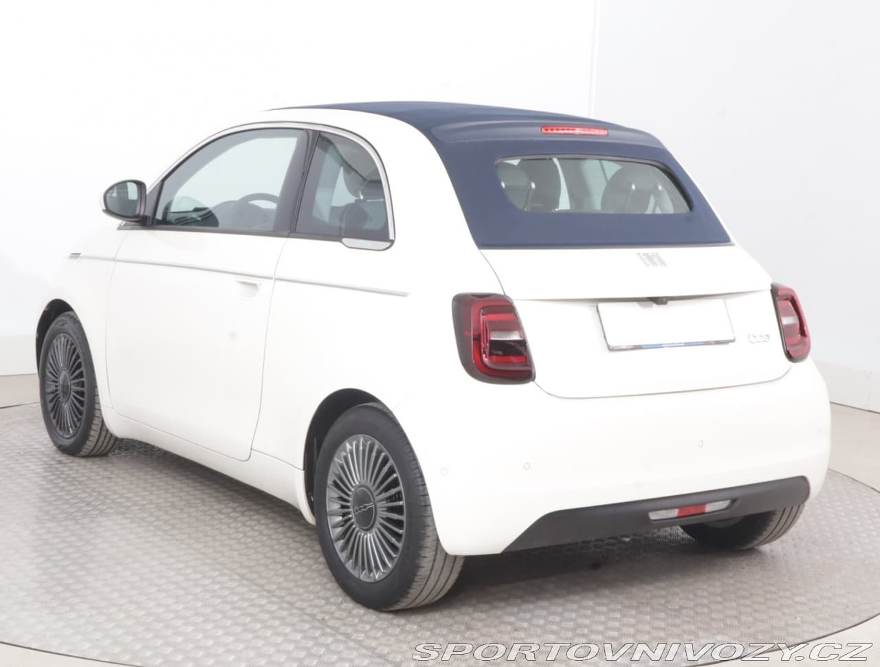 2022 Fiat 500 - 13